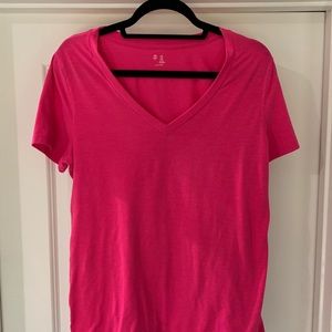 GapFit bright pink workout tee